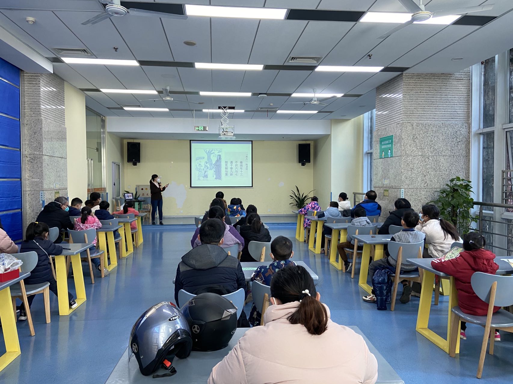 讲好科学故事，助力科学传播——果树研究中心科研工作者走进南京图书馆