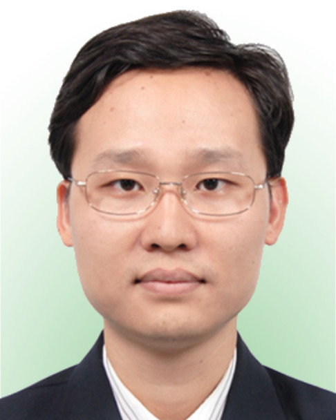 单宇 