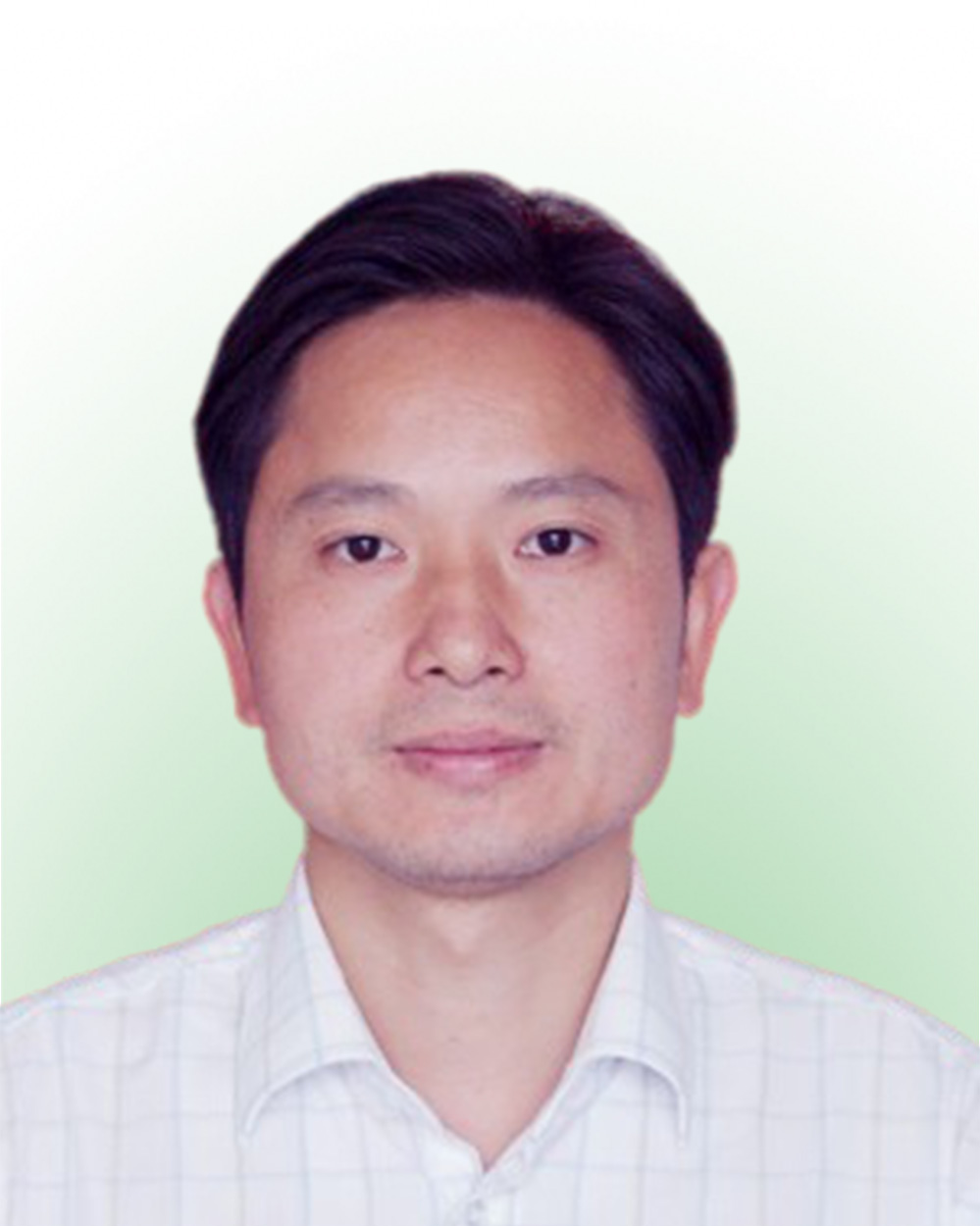 梁呈元